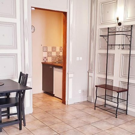Le Studio Avec Parking Prive Honfleur Exterior foto