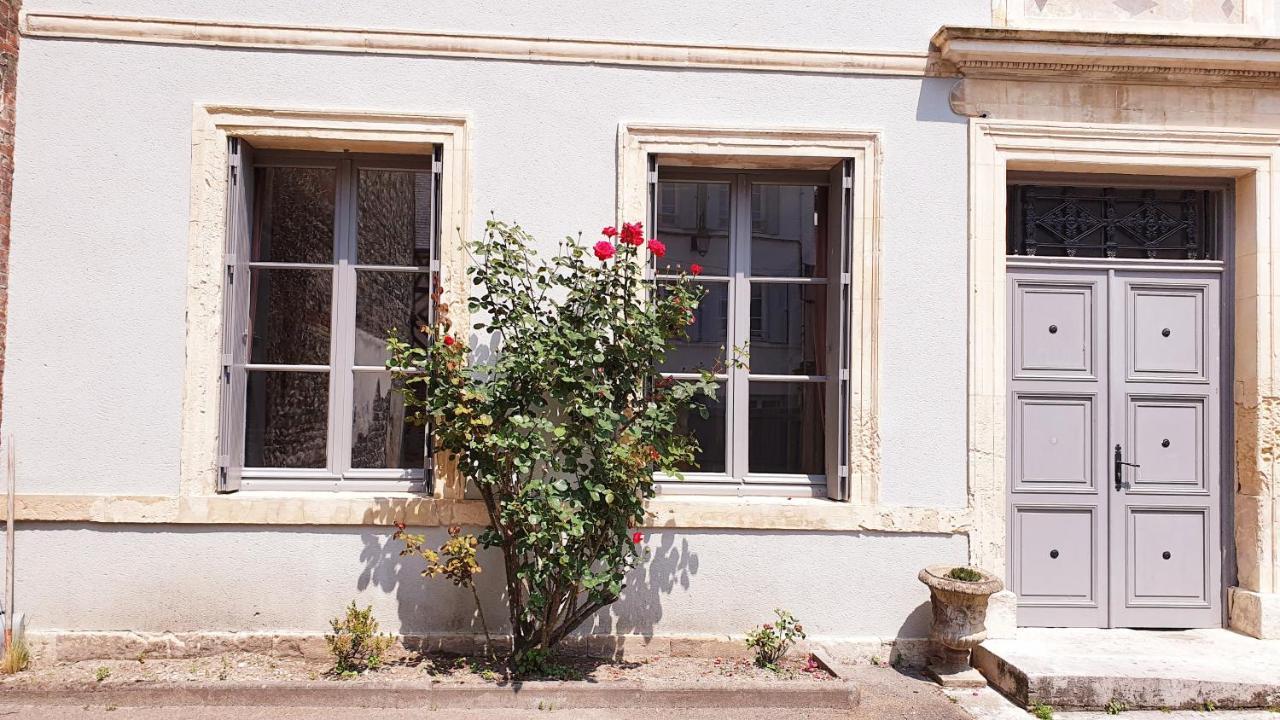 Le Studio Avec Parking Prive Honfleur Exterior foto